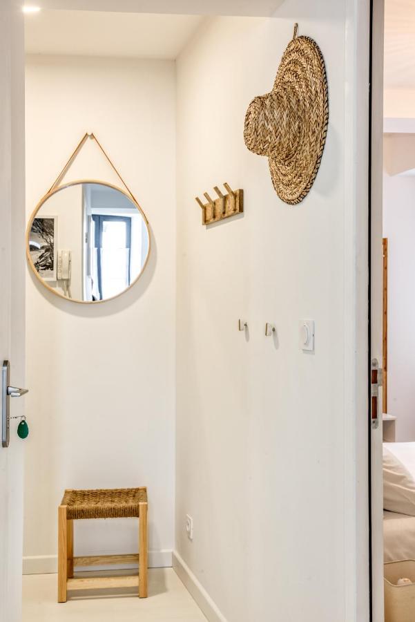 Les Gites De Laure - L'Or Blanc, Appartement Avec Vue Sur Le Chateau, Climatisation, Netflix, A 160 M De La Cite Medievale Carcassonne Exterior foto
