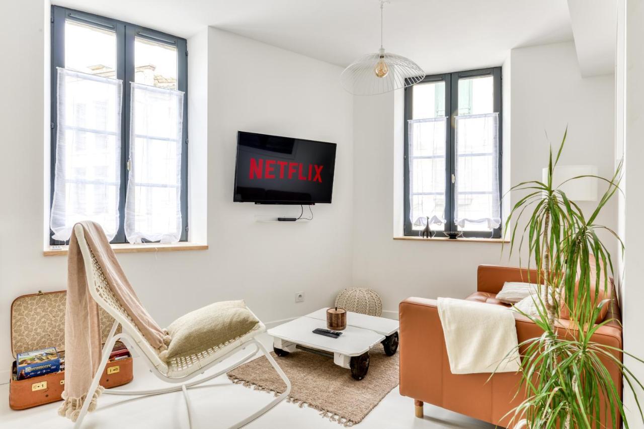 Les Gites De Laure - L'Or Blanc, Appartement Avec Vue Sur Le Chateau, Climatisation, Netflix, A 160 M De La Cite Medievale Carcassonne Exterior foto